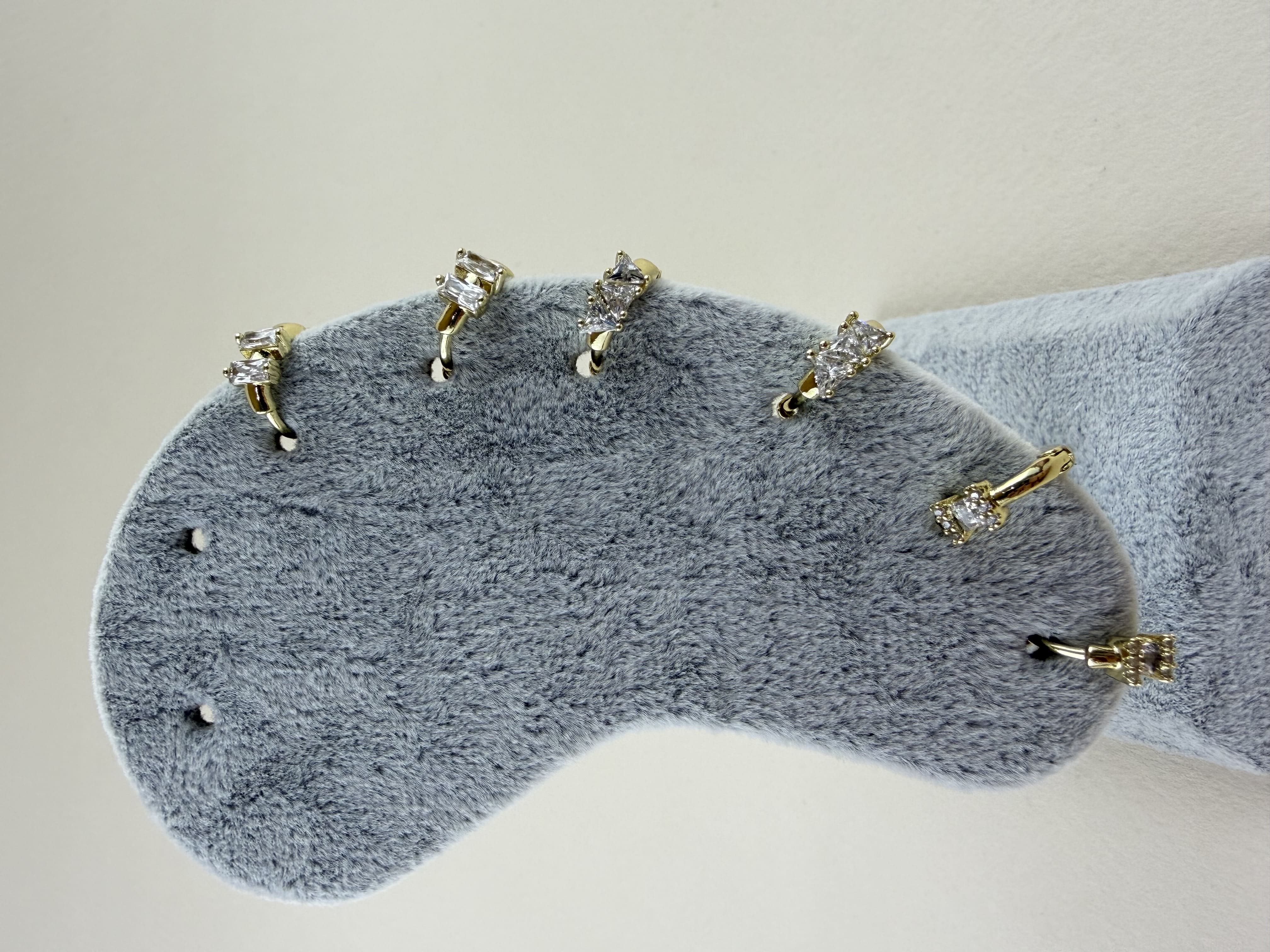 0000000032827